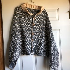 Simply Noelle Shawl Cover Up Cozy Sweater! One sz